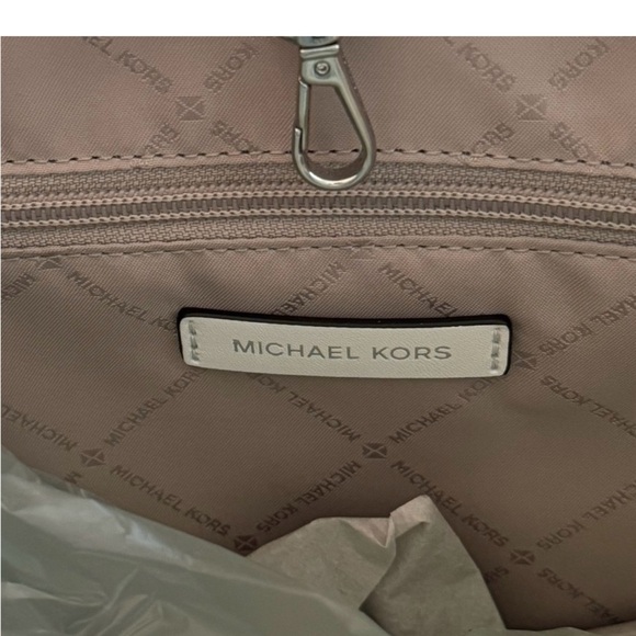 Michael Kors Limited Edition Airplane Motif Tote - Picture 6 of 6